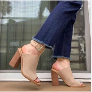 Marc Fisher Vashi Nude Suede Ankle Strap Block Heel Open Toe Mules Sandals Sz 9